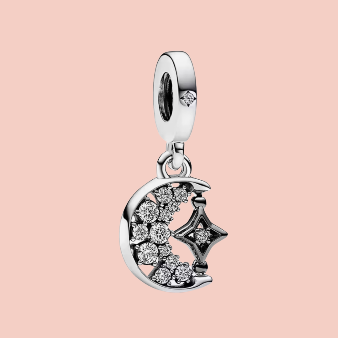 Charm luna plata con estrella negra colgante