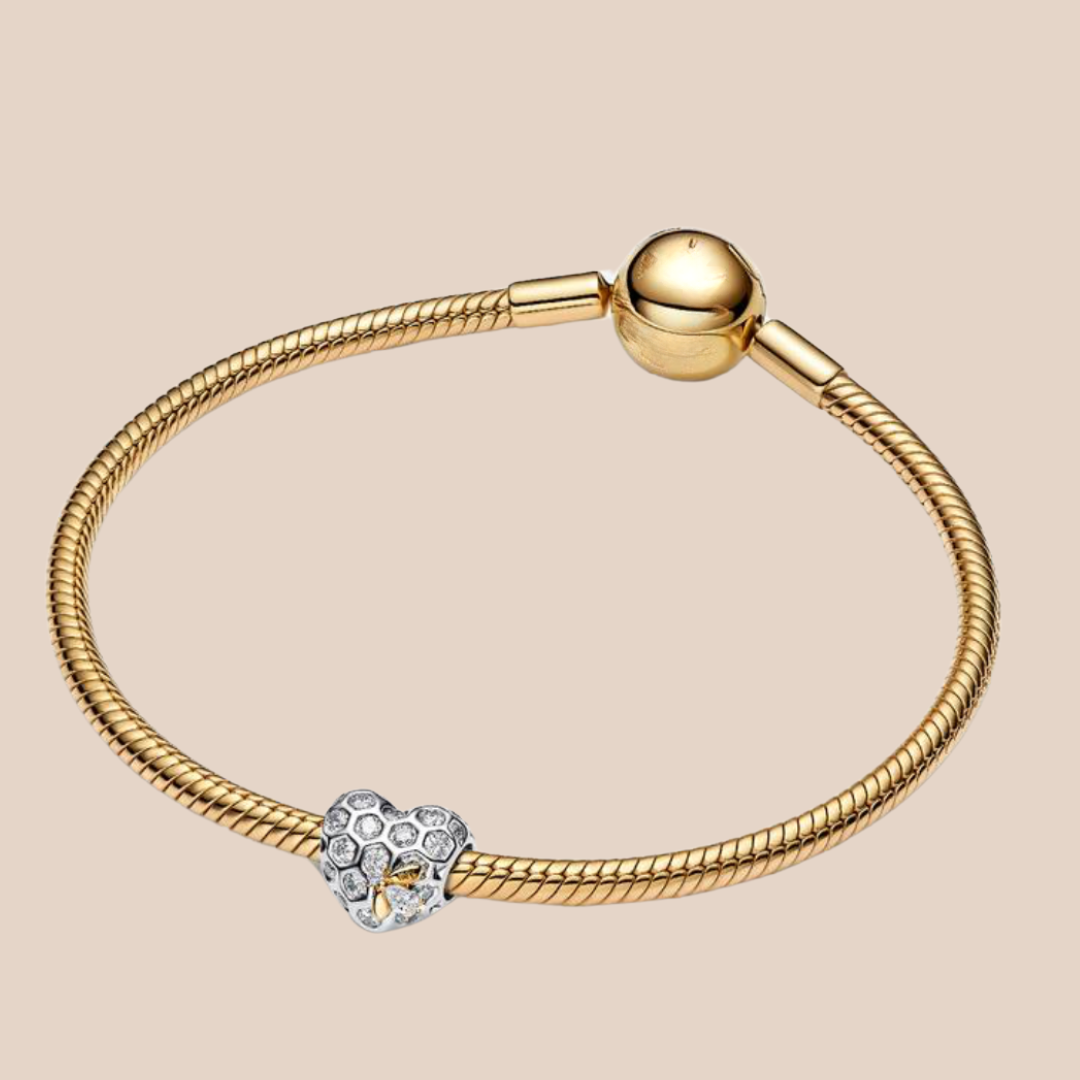 Corazón panal con abeja