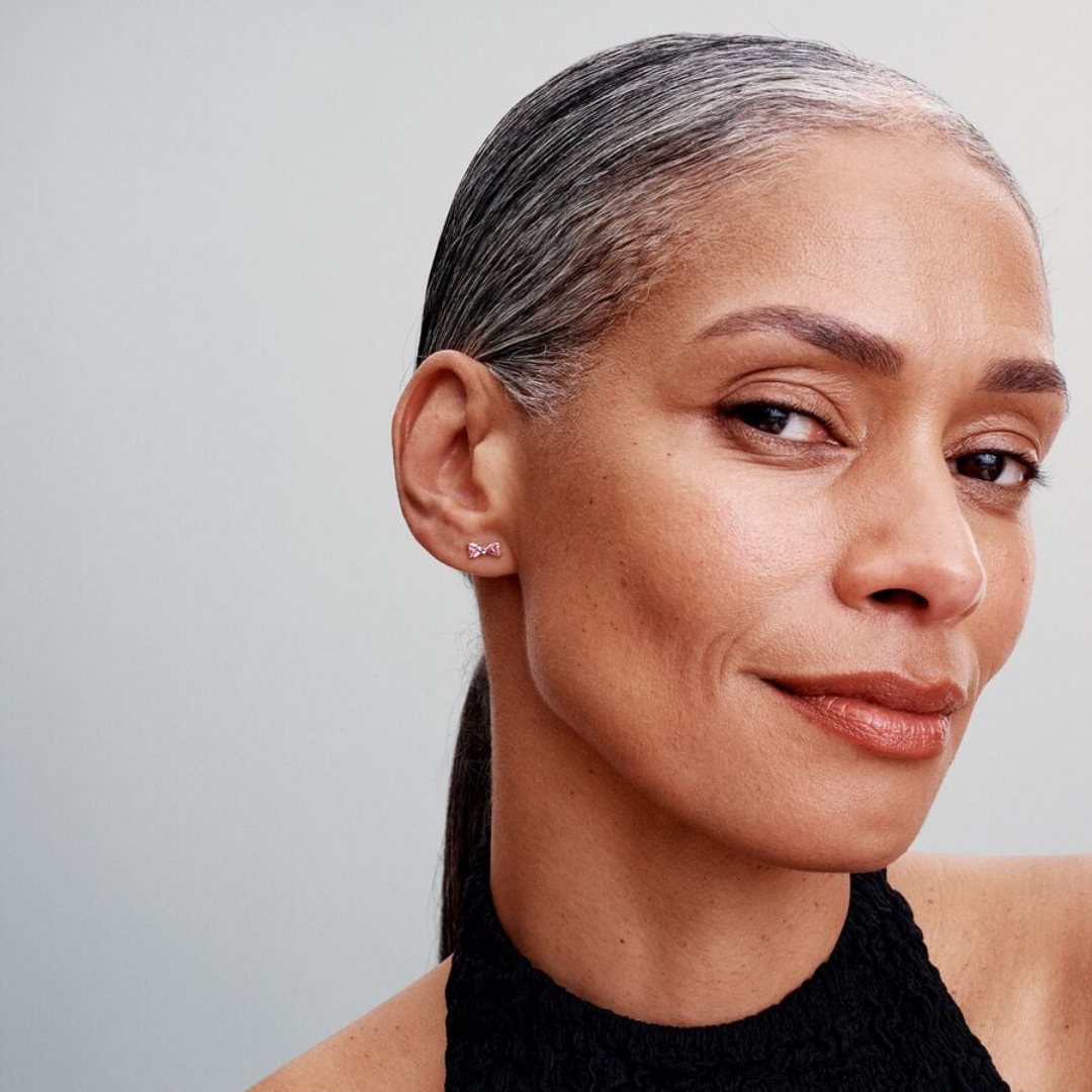 Aretes moño rosa pequeños