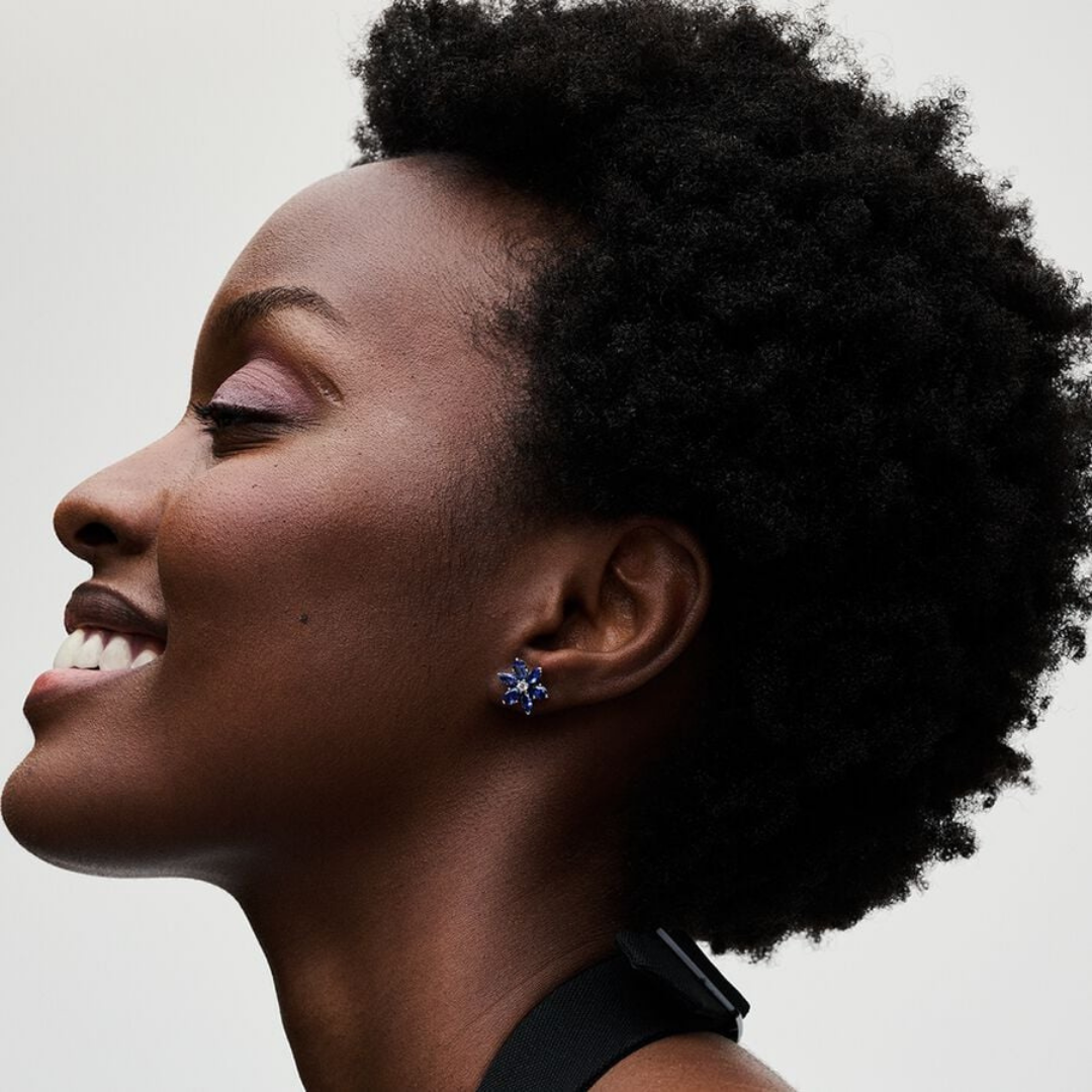 Aretes flor con piedras azules