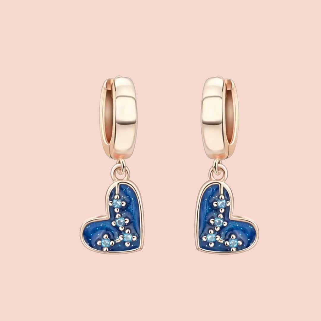 Aretes oro rosa con corazones azules