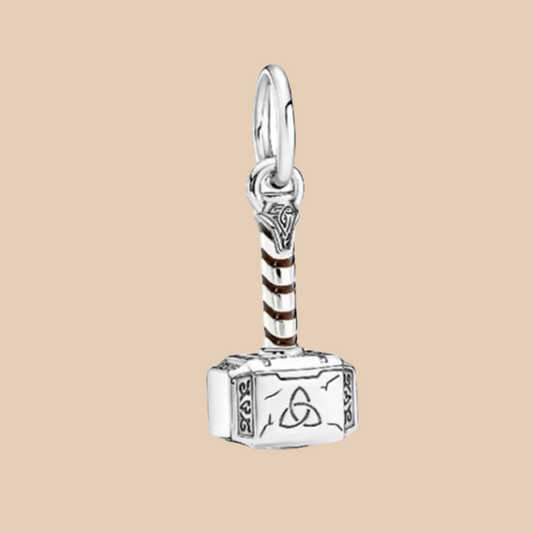 Charm martillo de Thor