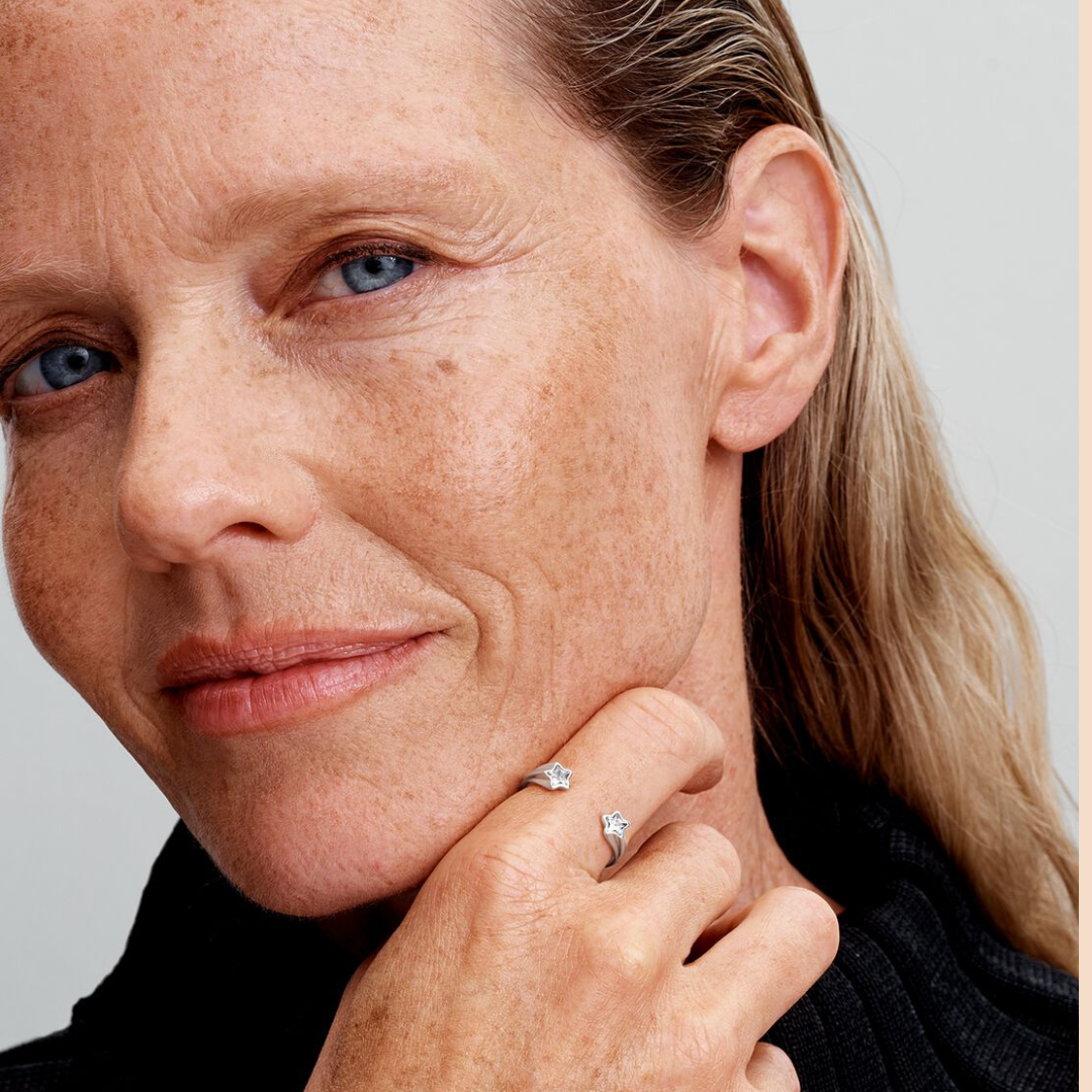 Anillo plata abierto con dos estrellas