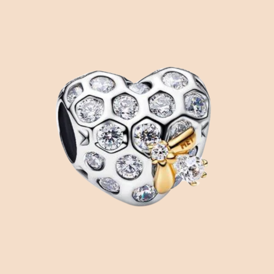 Corazón panal con abeja